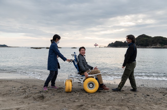 竜串海岸をビーチ用車いすで散策!!