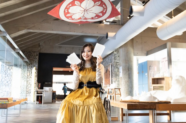 オリジナルの和紙「紙すき」体験