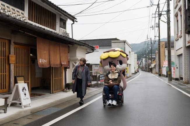 車いすで須崎市ロイロイまち歩き