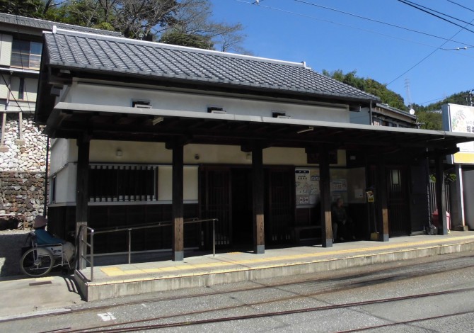 とさでん交通 路面電車停留場 伊野