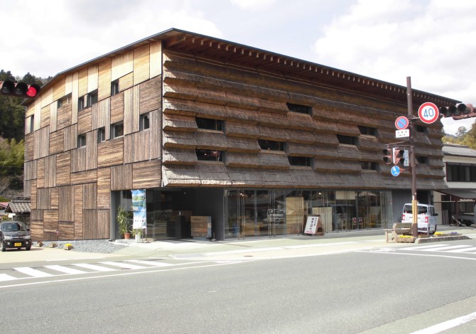 雲の上のホテル別館マルシェ・ユスハラ