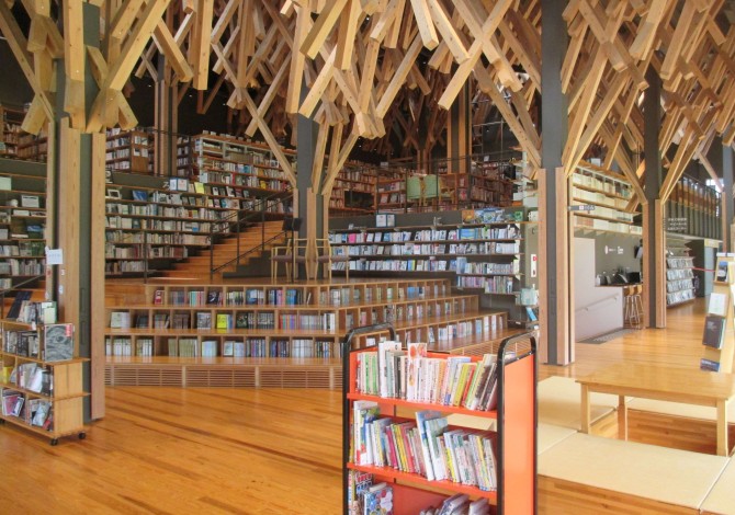 雲の上の図書館(梼原町立図書館)