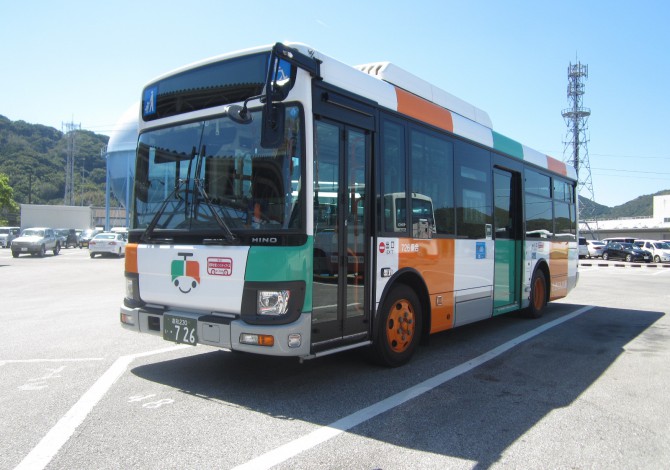  とさでん交通 路線バス バリアフリー車両(低床車両)情報