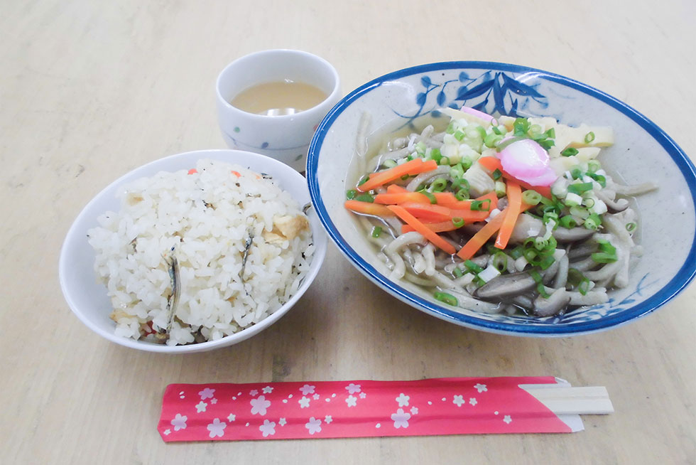 写真:できあがりまでドキドキ、ワクワク！そば打ち体験！3