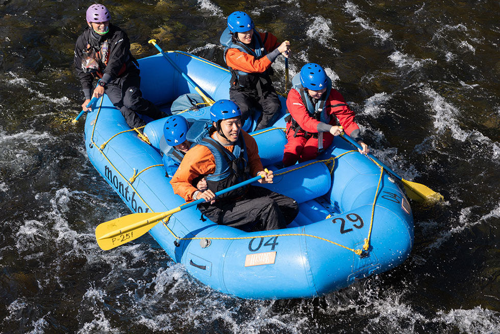 写真:吉野川でラフティング体験！3