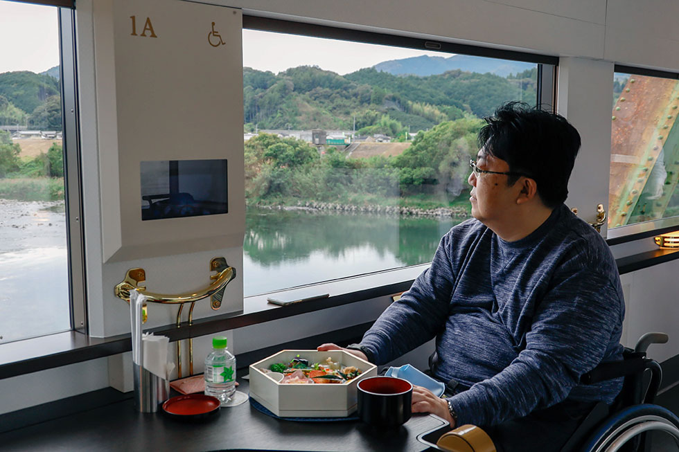 写真:高知を走る観光列車「志国土佐 時代の夜明けのものがたり」に乗車！2