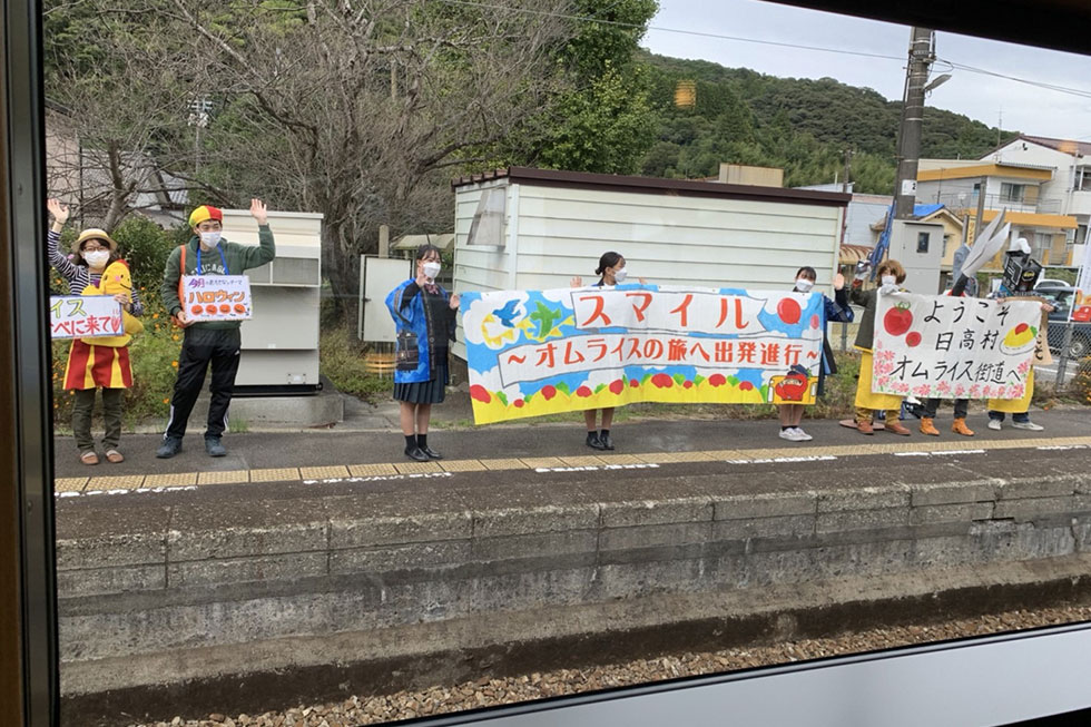写真:高知を走る観光列車「志国土佐 時代の夜明けのものがたり」に乗車！4