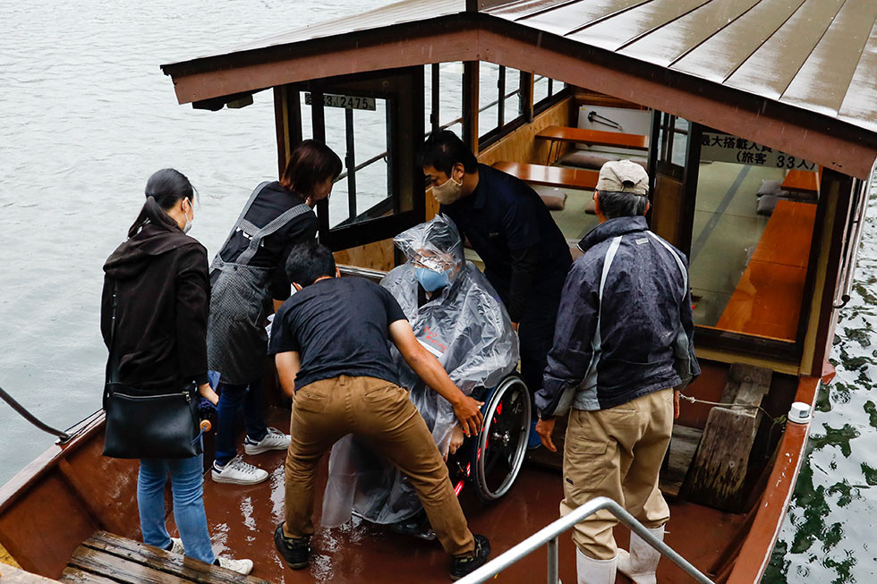 写真:屋形船で四万十川を満喫2