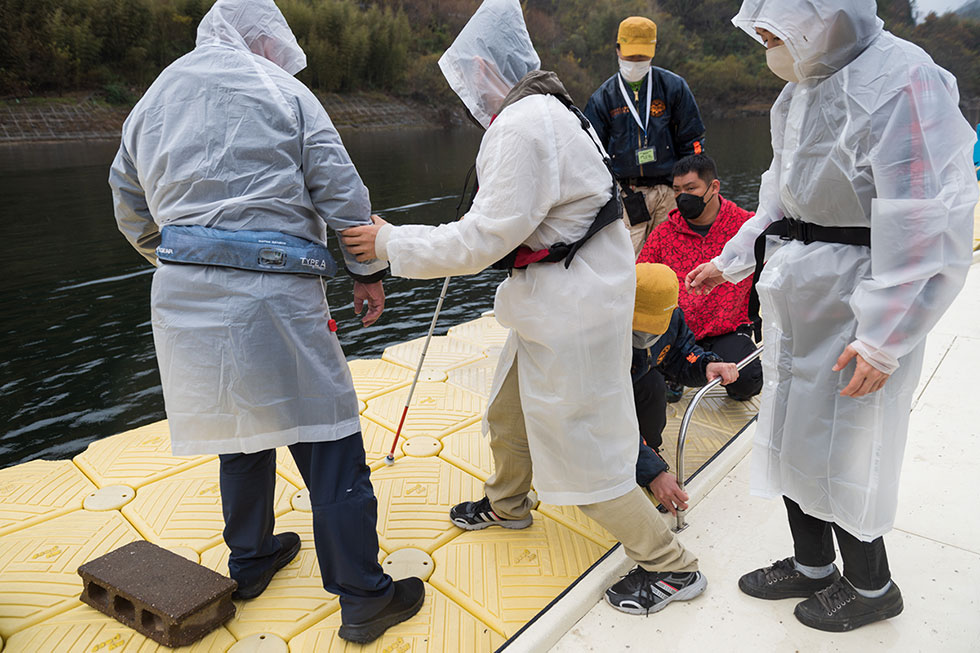 写真:れいほく（大川村）でワカサギ釣り体験1