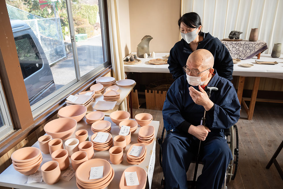 写真:絵付けでオリジナルカップを作ろう2