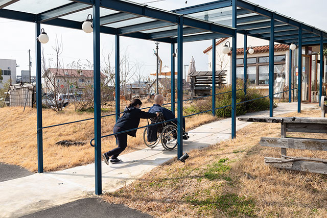 写真:昼食「農園レストラン トリトン」1