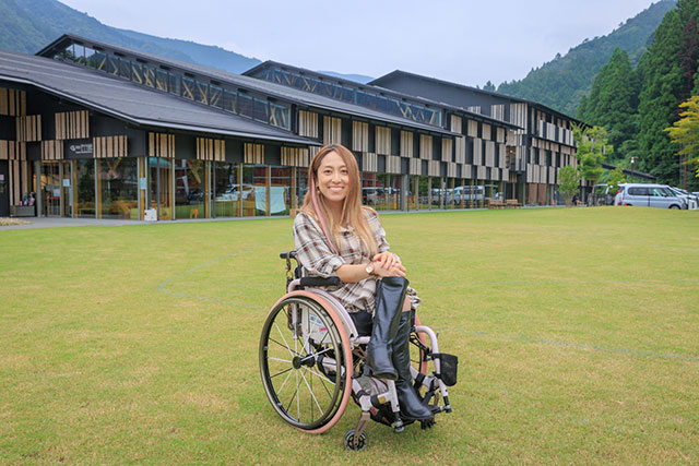 写真:雲の上の図書館1