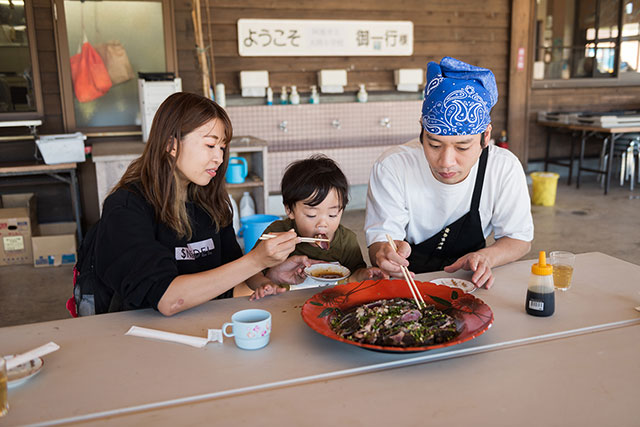 写真:カツオふれあいセンター黒潮一番館
3