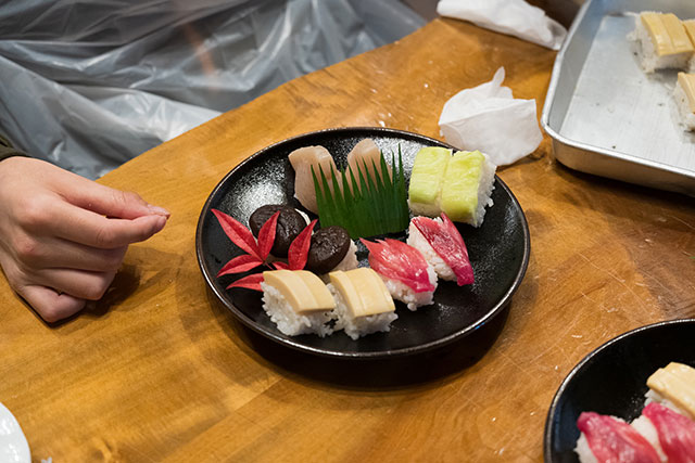 写真:田舎ずしづくり体験（葉山の郷）2