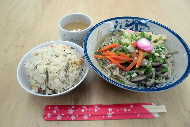 写真:汗見川ふれあいの郷清流館（そば打ち体験）3