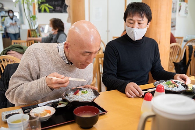 写真:昼食（釜揚げちりめん丼）2